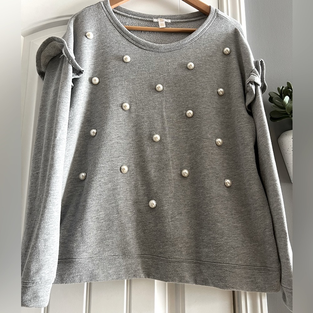 Charming Charlie pearl sweatshirt